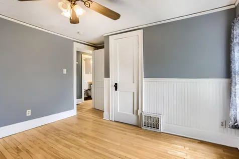 138 13th Avenue N South Saint Paul MN 55075