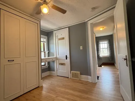 138 13th Avenue N South Saint Paul MN 55075