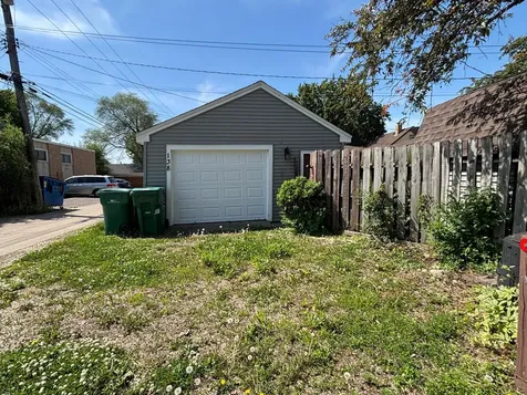 138 13th Avenue N South Saint Paul MN 55075