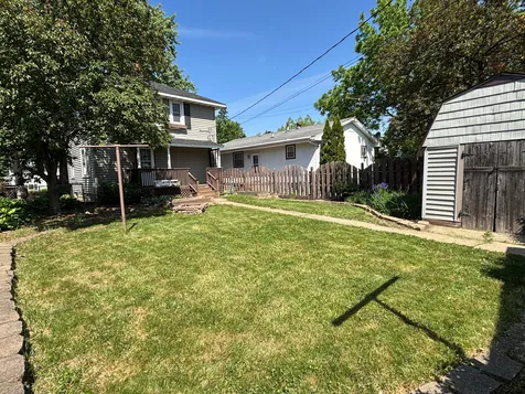 138 13th Avenue N South Saint Paul MN 55075