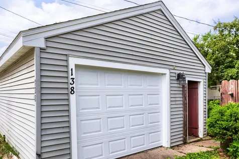 138 13th Avenue N South Saint Paul MN 55075