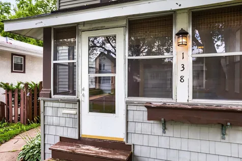 138 13th Avenue N South Saint Paul MN 55075