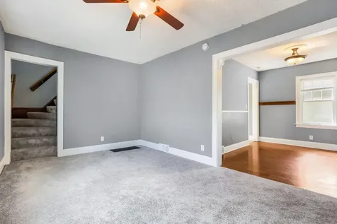 138 13th Avenue N South Saint Paul MN 55075