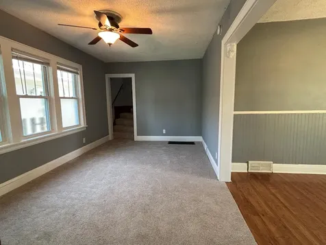 138 13th Avenue N South Saint Paul MN 55075