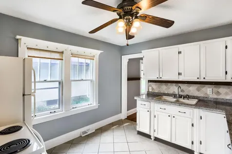 138 13th Avenue N South Saint Paul MN 55075