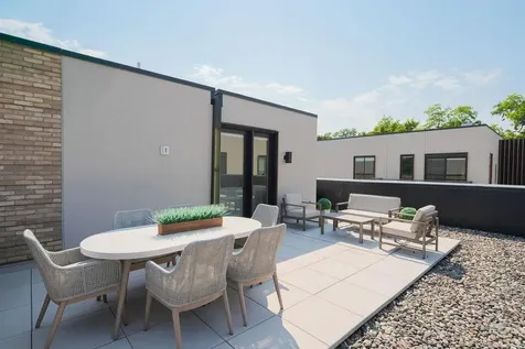 11 West Drive Excelsior MN 55331