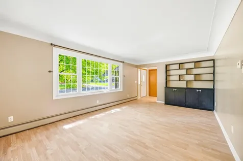 1065 Jorgenson Street SE Hutchinson MN 55350