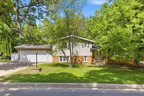1065 Jorgenson Street SE Hutchinson MN 55350
