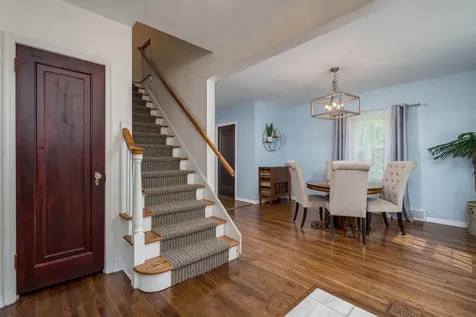 718 Baker Avenue Mankato MN 56001