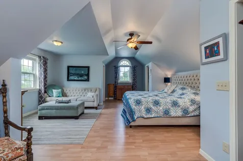 718 Baker Avenue Mankato MN 56001