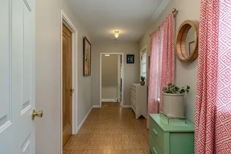 718 Baker Avenue Mankato MN 56001