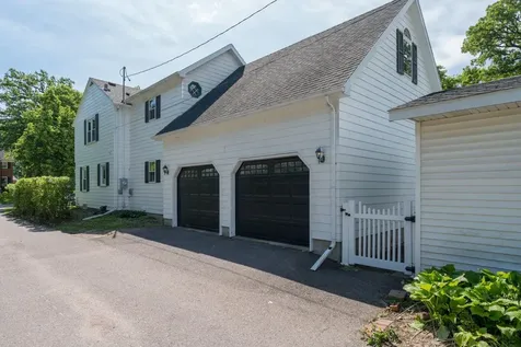 718 Baker Avenue Mankato MN 56001