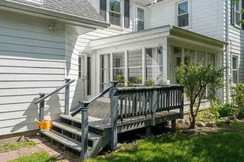 718 Baker Avenue Mankato MN 56001