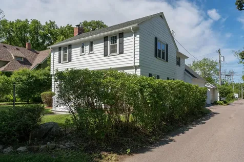 718 Baker Avenue Mankato MN 56001