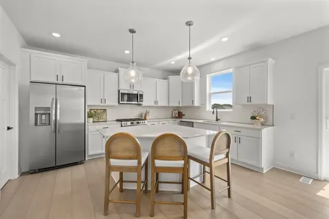 8861 Donax Row Woodbury MN 55129