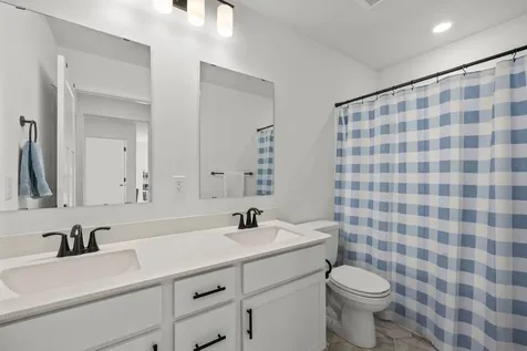 8861 Donax Row Woodbury MN 55129