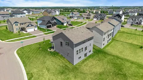8861 Donax Row Woodbury MN 55129
