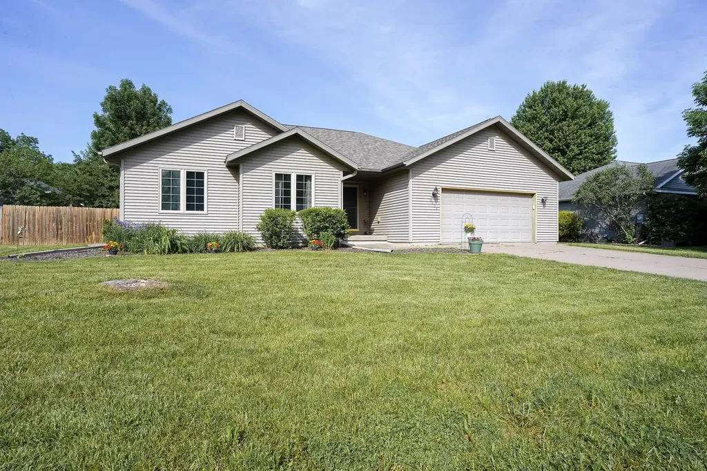 8230 6th Street Minnesota City MN 55959