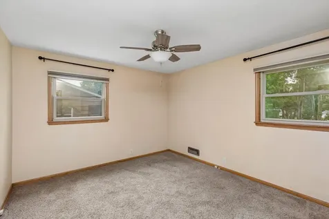 833 9th Avenue SW Faribault MN 55021