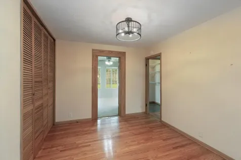 833 9th Avenue SW Faribault MN 55021