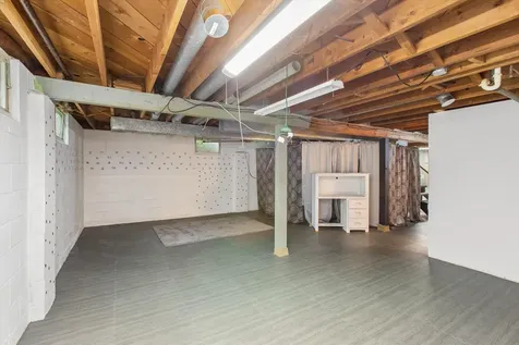 833 9th Avenue SW Faribault MN 55021