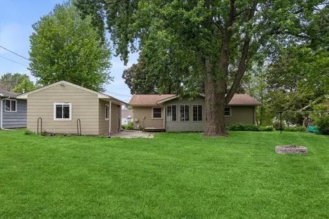 833 9th Avenue SW Faribault MN 55021