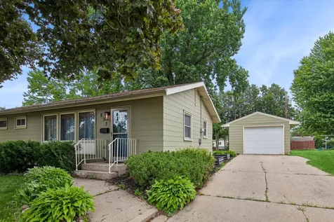 833 9th Avenue SW Faribault MN 55021