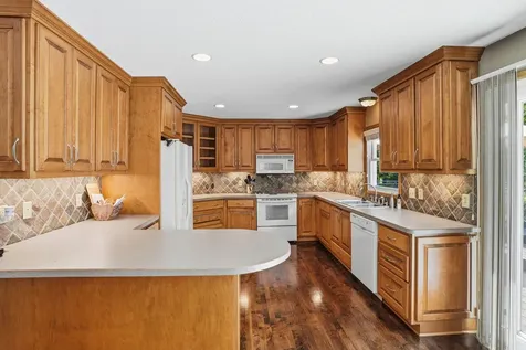 2115 Toledo Avenue N Golden Valley MN 55422