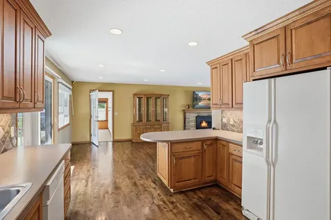 2115 Toledo Avenue N Golden Valley MN 55422