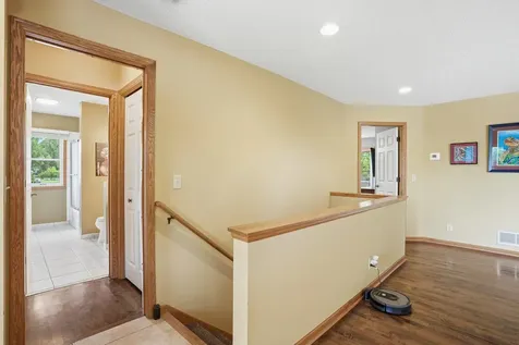 2115 Toledo Avenue N Golden Valley MN 55422