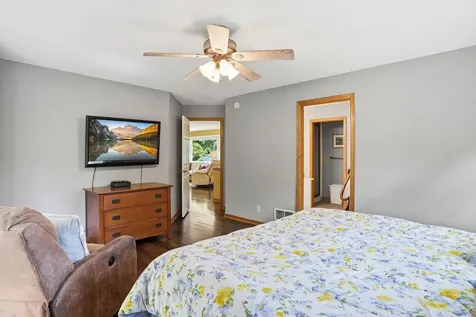 2115 Toledo Avenue N Golden Valley MN 55422