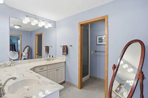 2115 Toledo Avenue N Golden Valley MN 55422