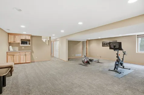 2115 Toledo Avenue N Golden Valley MN 55422