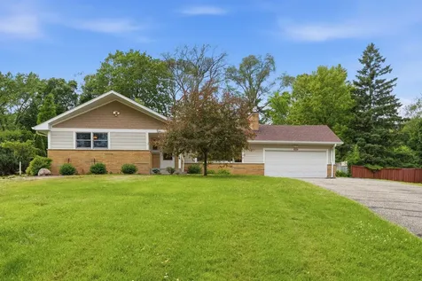 2115 Toledo Avenue N Golden Valley MN 55422