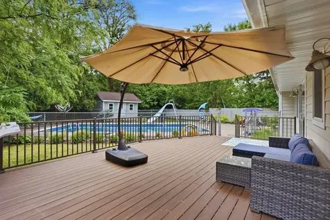 2115 Toledo Avenue N Golden Valley MN 55422