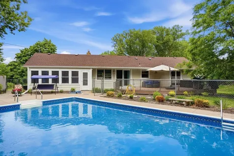 2115 Toledo Avenue N Golden Valley MN 55422
