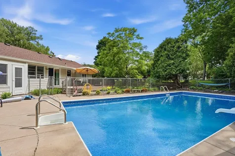 2115 Toledo Avenue N Golden Valley MN 55422