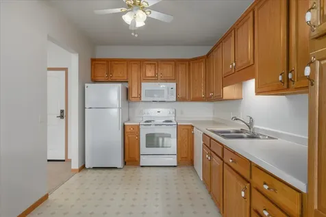 1900 Rush Lake Trail New Brighton MN 55112