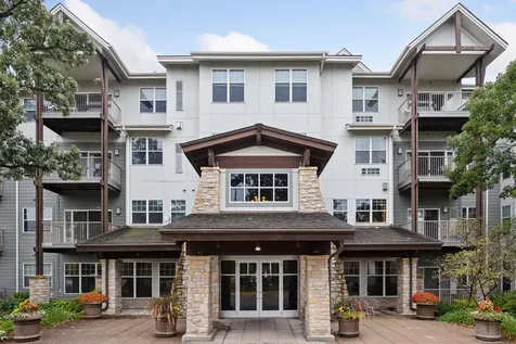 1900 Rush Lake Trail New Brighton MN 55112