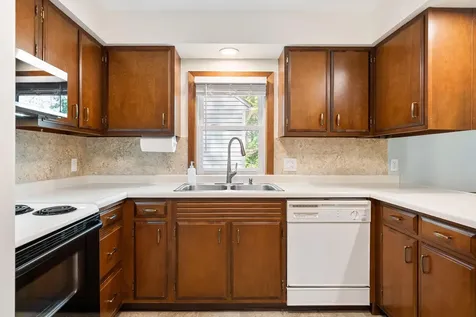 902 11th Avenue SW Austin MN 55912