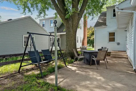 902 11th Avenue SW Austin MN 55912
