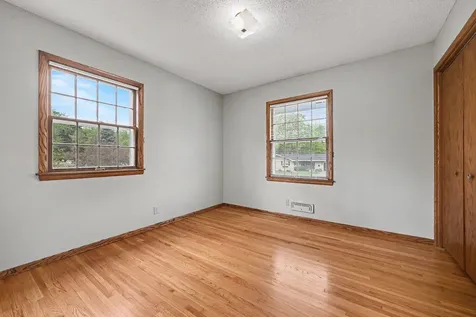 12919 5th Avenue S Burnsville MN 55337