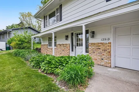 12919 5th Avenue S Burnsville MN 55337