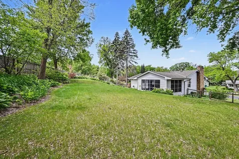 12919 5th Avenue S Burnsville MN 55337