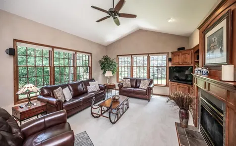 8 Old Deerfield Road Welch MN 55089