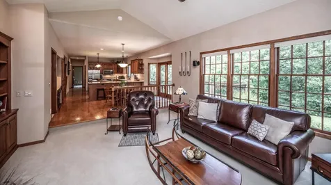 8 Old Deerfield Road Welch MN 55089