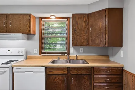 225 6th Avenue SE Osseo MN 55369