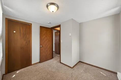 225 6th Avenue SE Osseo MN 55369