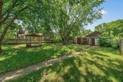 225 6th Avenue SE Osseo MN 55369