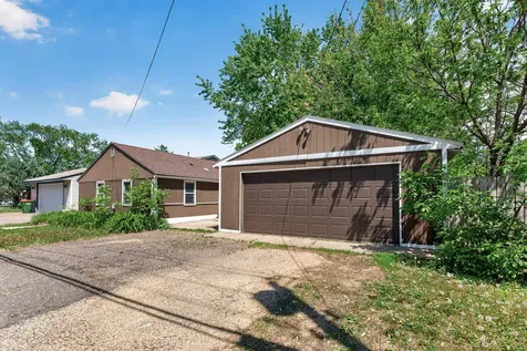 225 6th Avenue SE Osseo MN 55369
